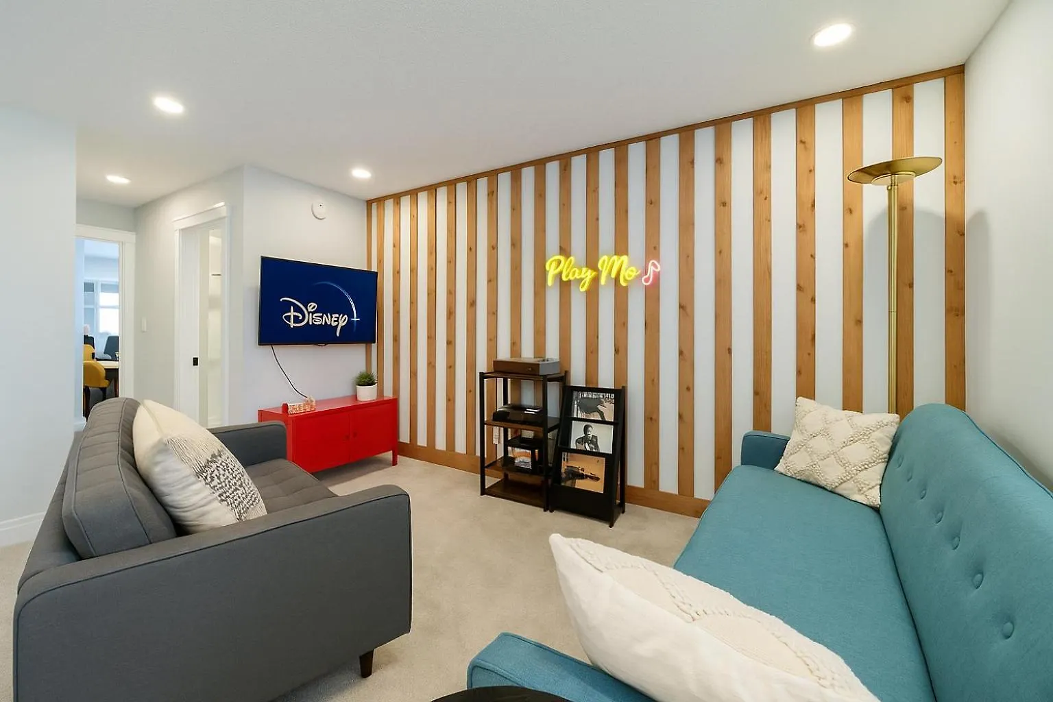 4Br Family Retreat With Hot Tub, 5 Beds, Close To Wem And Trails Edmonton Semesterbostad