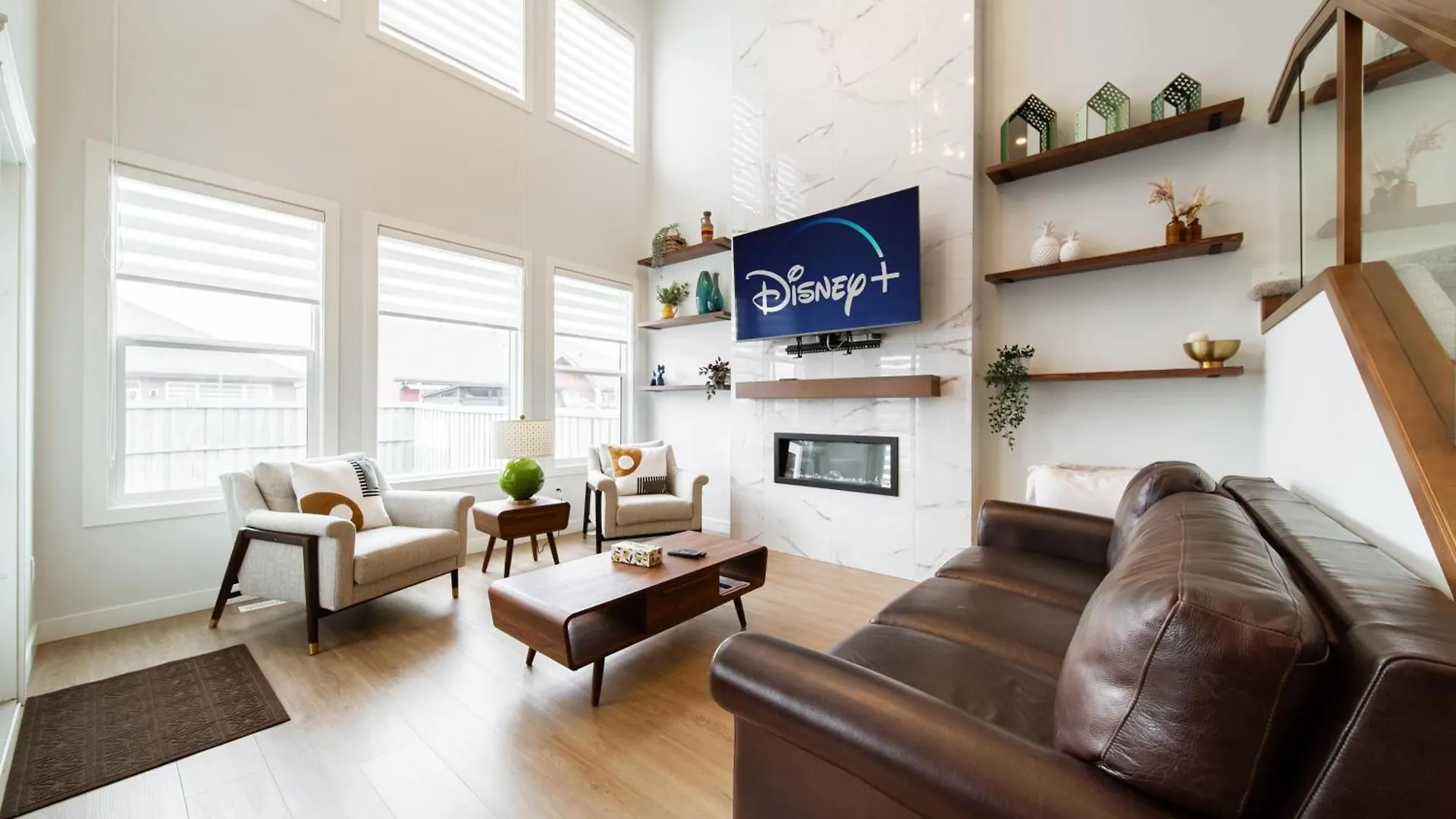 4Br Family Retreat With Hot Tub, 5 Beds, Close To Wem And Trails Edmonton Kanada
